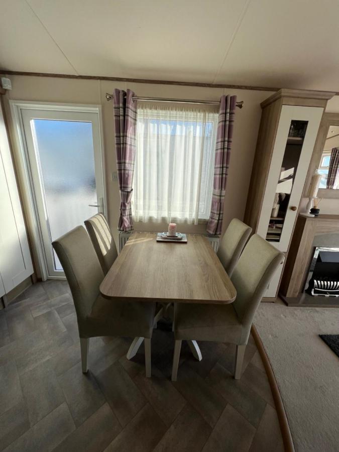 Anchors Rest - Family Caravan - Haven Lytchett Minster Exterior photo